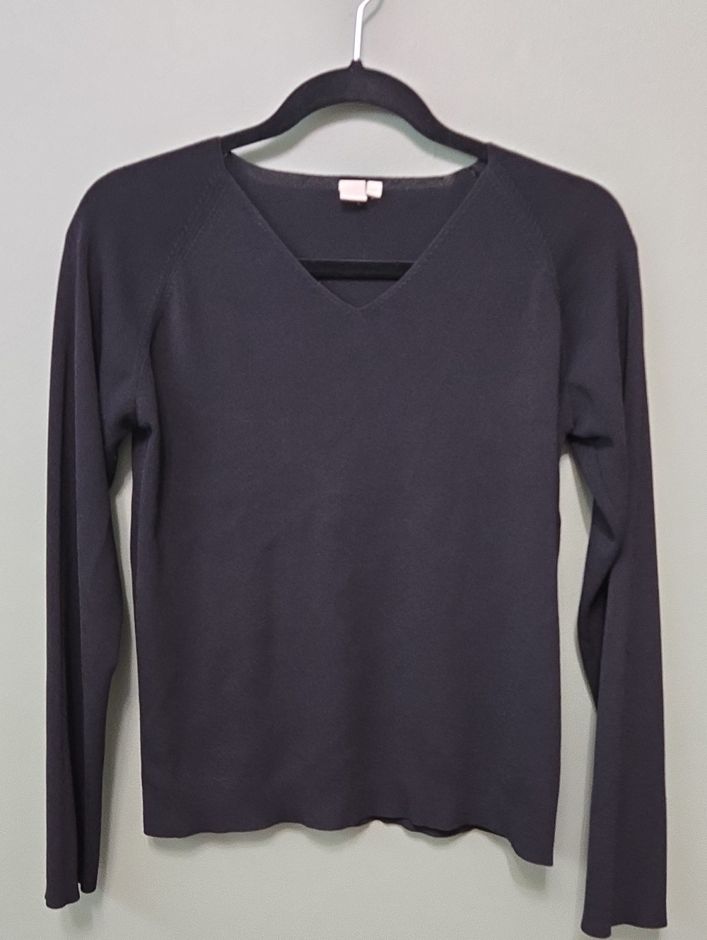 Sandwich Classic Women's V-Neck Long Sleeve Top - Black Sz M